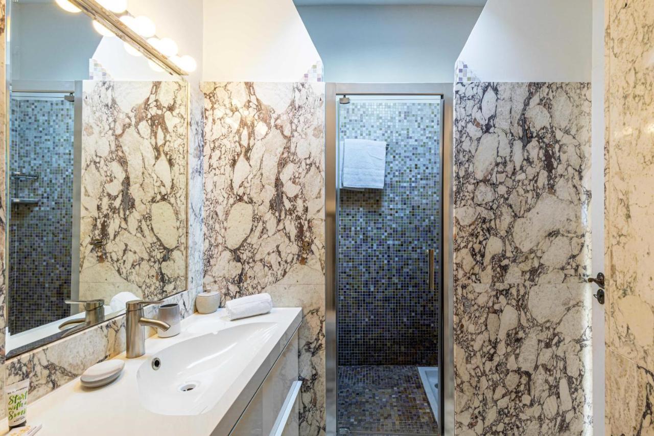 شقة Renovated Duplex - Cannes Croisette Golden Square المظهر الخارجي الصورة